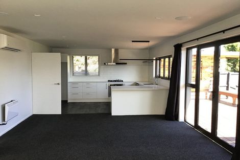 Photo of property in 8 Liverton Crescent, Bishopdale, Christchurch, 8053
