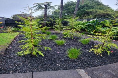 Photo of property in 3/2a Julian Place, Westown, New Plymouth, 4310