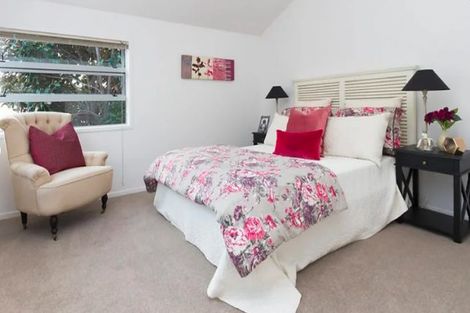 Photo of property in 1/58 Hattaway Avenue, Bucklands Beach, Auckland, 2012