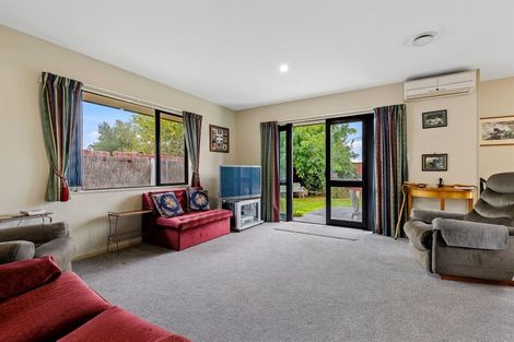 Photo of property in 117a Sawyers Arms Road, Northcote, Christchurch, 8052