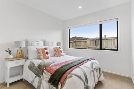 Photo of property in 3 Tilly Lane, Huapai, Kumeu, 0810