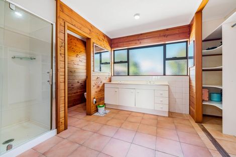 Photo of property in 14 Peters Lane, Taupaki, Henderson, 0782