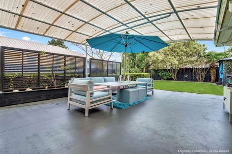 Photo of property in 16 Antrim Place, Nawton, Hamilton, 3200