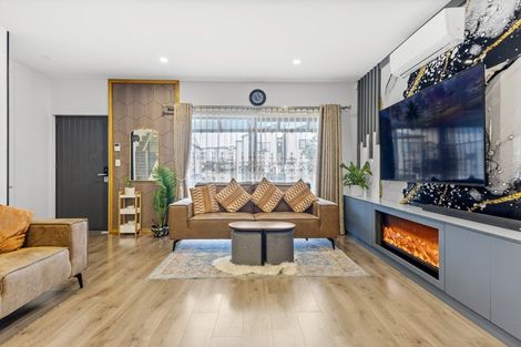 Photo of property in 36a Crestview Rise, Papakura, 2110