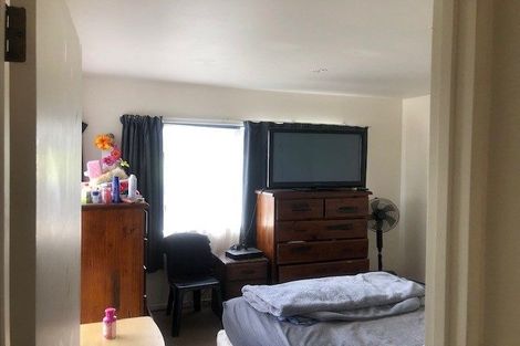 Photo of property in 7 Rook Place, Unsworth Heights, Auckland, 0632