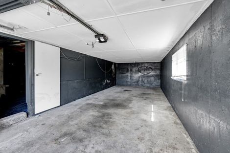 Photo of property in 8 Granby Place, Westown, New Plymouth, 4310