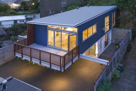 Photo of property in 528a Evans Bay Parade, Hataitai, Wellington, 6021