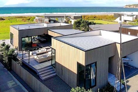 Photo of property in 51 Kewai Street, Omaha, 0986