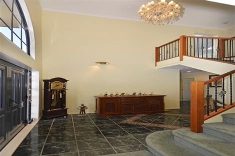 Photo of property in 13 Sesame Grove, Goodwood Heights, Auckland, 2105