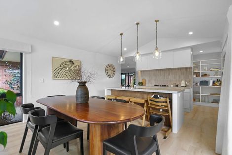 Photo of property in 18a Rose Leigh Drive, Cambridge, 3434