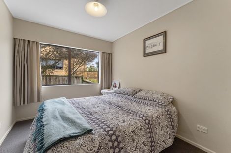 Photo of property in 15 Pine Ridge Terrace, Waikanae Beach, Waikanae, 5036