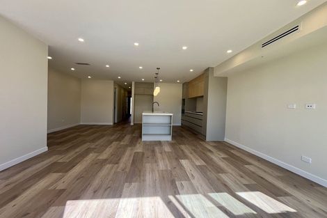 Photo of property in 128 Vintry Drive, Kumeu, 0810