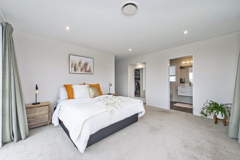 Photo of property in 36 Whitcombe Place, Darfield, 7571