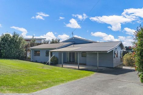 Photo of property in 22 Cullen Street, Mangawhai Heads, Mangawhai, 0505