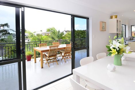 Photo of property in 3 Matisse Drive, West Harbour, Auckland, 0618