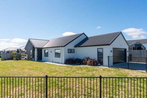 Photo of property in 1 Makomako Crescent, Wharewaka, Taupo, 3330