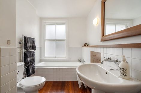 Photo of property in 73 Hinemoa Street, Birkenhead, Auckland, 0626