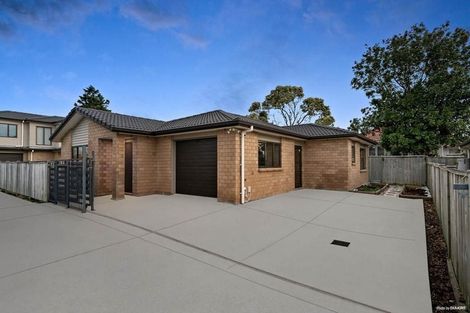 Photo of property in 9 View Road, Mangere, Auckland, 2022