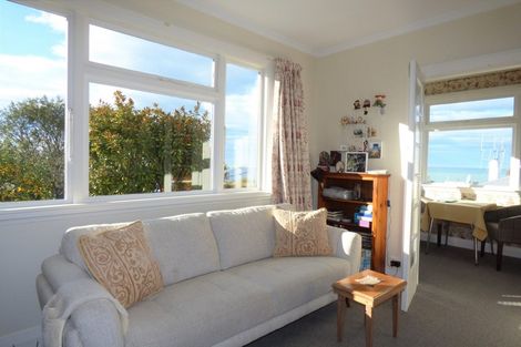 Photo of property in 8a Wharfe Street, South Hill, Oamaru, 9400