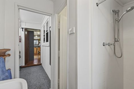 Photo of property in 59 Fifth Avenue, Urenui, 4377