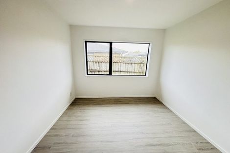 Photo of property in 21 Robertson Road, Favona, Auckland, 2024