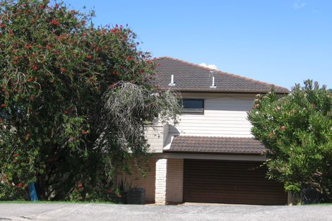 Photo of property in 1/43 Hyde Road, Rothesay Bay, Auckland, 0630