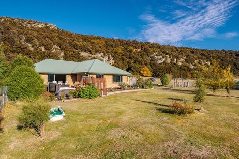 Photo of property in 5 Pukekowhai Drive, Queensberry, Cromwell, 9383