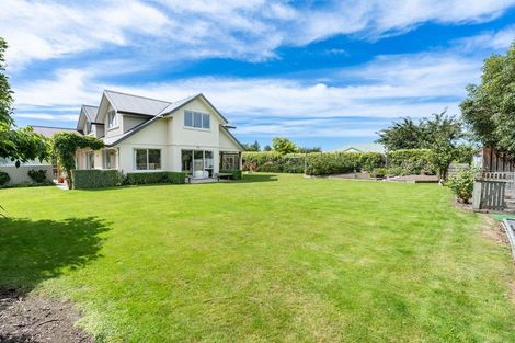 Photo of property in 2 Railway Lane, Outram, 9019