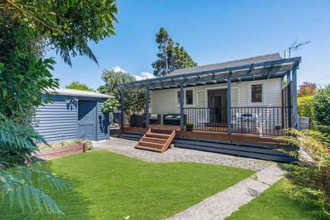Photo of property in 64 Gloucester Road, Manurewa, Auckland, 2102