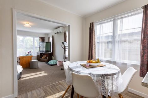 Photo of property in 34 James Street, Dannevirke, 4930