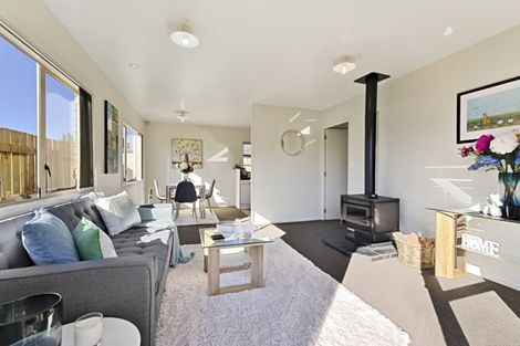 Photo of property in 73 Settlement Road, Papakura, 2110