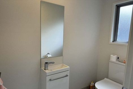 Photo of property in 16 Evergreen Parade, Rosehill, Papakura, 2113