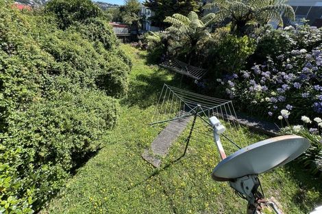 Photo of property in 3 Anzia Way, Johnsonville, Wellington, 6037