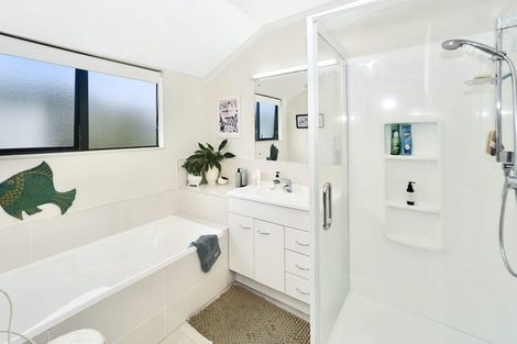 Photo of property in 38 Fairview Place, Te Puke, 3119