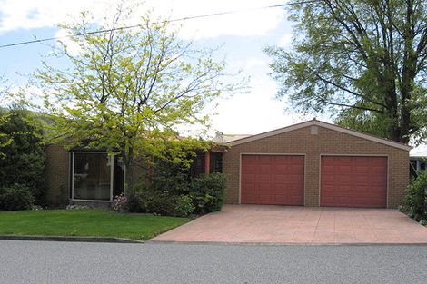 Photo of property in 2 Otago Street, Picton, 7220