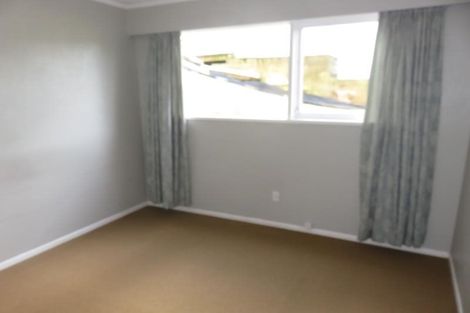 Photo of property in 15 Goddard Grove, Churton Park, Wellington, 6037