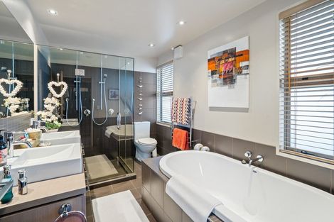 Photo of property in 109b Kings Drive, Wanaka, 9305