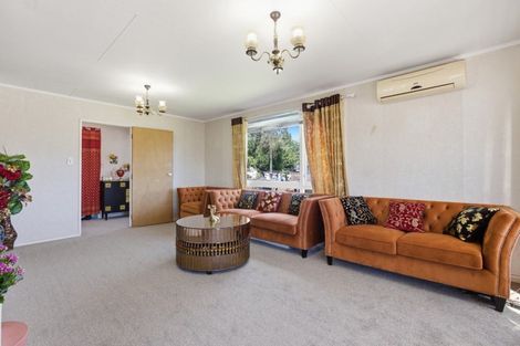 Photo of property in 14 Rangataua Street, Welcome Bay, Tauranga, 3112