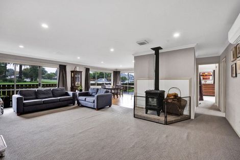 Photo of property in 13 Craig Street, Stratford, 4332