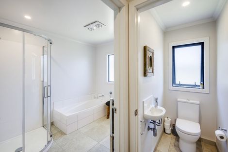 Photo of property in 39a Merton Crescent, Pirimai, Napier, 4112