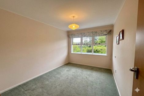 Photo of property in 100 Parrs Cross Road, Henderson, Auckland, 0612