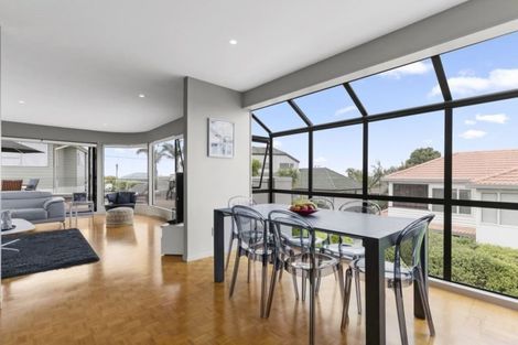 Photo of property in 1/52 Gulf View Road, Murrays Bay, Auckland, 0630