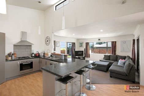 Photo of property in 104 Koutunui Road, Athenree, Katikati, 3177