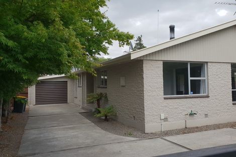 Photo of property in 8 Saunders Place, Redwood, Christchurch, 8051