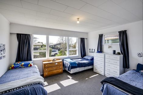 Photo of property in 52 Wynyard Crescent, Tamatea, Napier, 4112