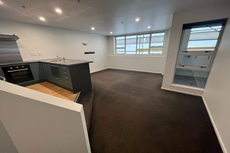 Photo of property in Stadium Garden Flats, 314/107 Thorndon Quay, Pipitea, Wellington, 6011