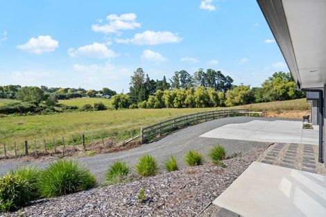 Photo of property in 52 Exeter Street, Glenview, Hamilton, 3206