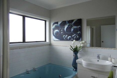 Photo of property in 182b Cambridge Road, Hillcrest, Hamilton, 3216