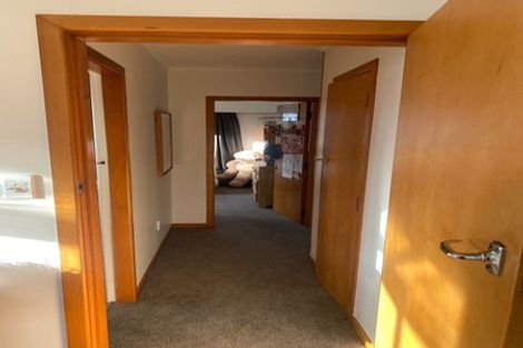 Photo of property in 243 Mangorei Road, Merrilands, New Plymouth, 4312