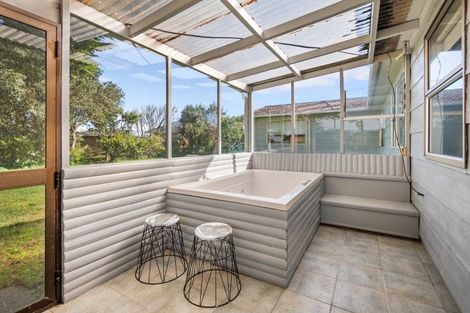 Photo of property in 35-37 Tokomaru Road, Tokomaru, Palmerston North, 4474